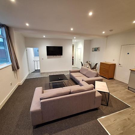 Centre Of The Town Apartment Whitchurch  Luaran gambar