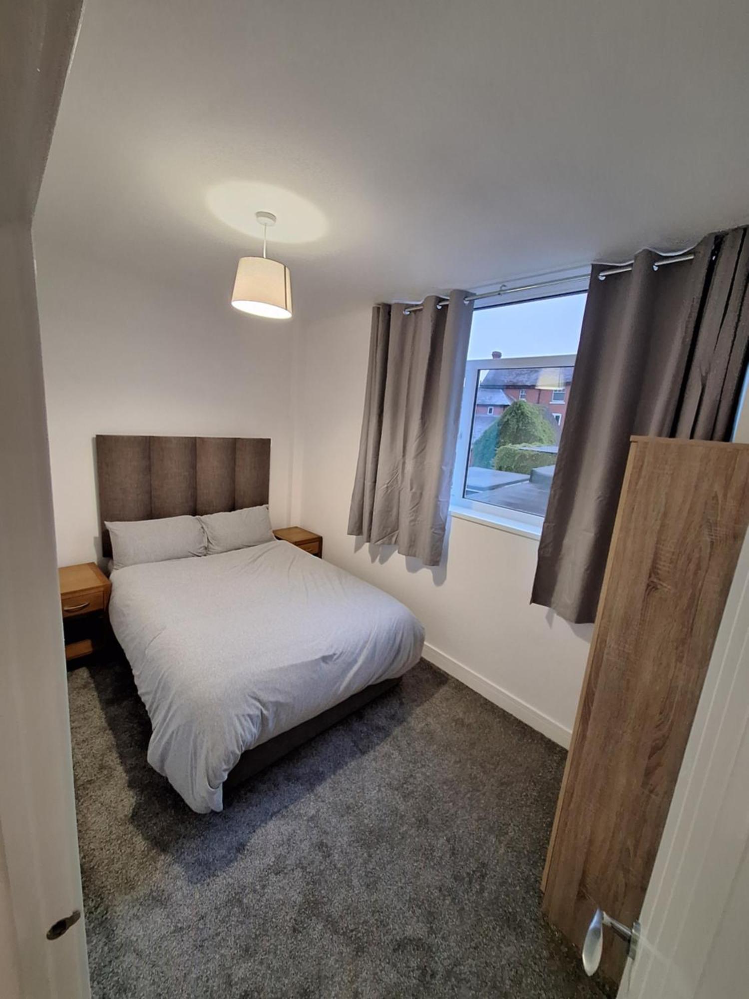 Centre Of The Town Apartment Whitchurch  Luaran gambar