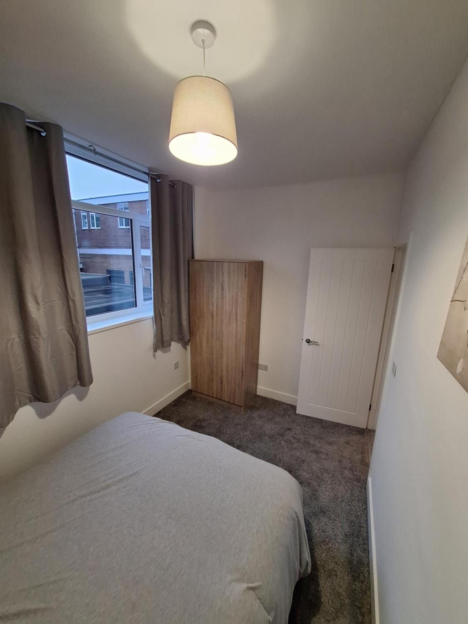 Centre Of The Town Apartment Whitchurch  Luaran gambar